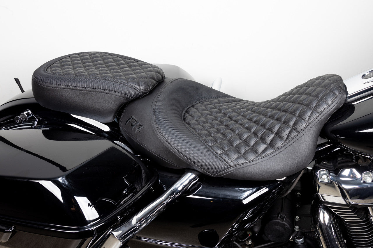 Grand Touring 47 Series Seat 2 Piece Combo 2009-Above Bagger
