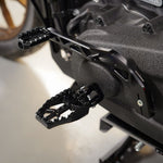 Load image into Gallery viewer, HOGWORKZ® Performance MX Foot Control Kit (Mid Controls) for Harley® Softail '18-'26
